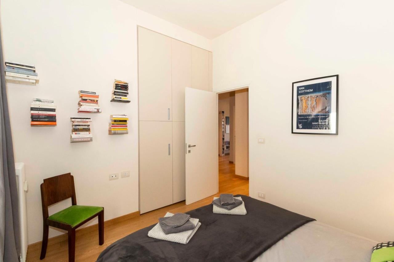 Charming Apartment With Parking! Torino Eksteriør billede